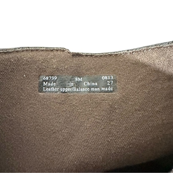 Clark’s Women’s Leather Upper‎ Side Zip Brown Bootie Size 8M - Picture 8 of 8